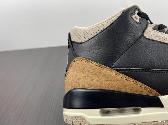 Jordan Elephant 945 3 DailyWear Desert Air CT8532- 0608